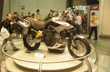 MEGABET - Nasz drugi dzień zwiedzania targów motocyklowych w Mediolanie #skuter #motor #motocykl #megabet #malossi #enduro #cross #tuning #yamaha #honda #suzuki #kawasaki #aprilia #piaggio #minarelli #FrancoMorini #targi #milano #fair