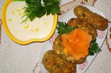 Kotlety jajeczno-pieczarkowe z sosem serowo-cytrynowym
Przepisy do zdjęć zawartych w albumie można odszukać na forum GarKulinar .
Tu jest link
http://garkulinar.jun.pl/index.php
Zapraszam. #kotlety #jajka #pieczarki #obiad #jedzenie #kulinaria