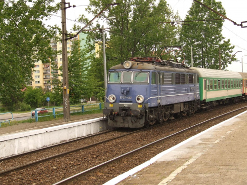 EP07-450 IC przejazd p.Bydgoszcz Bielawy #InterCity #Kolej #Lokomotywa #Pociąg #Bydgoszcz #Bielawy
