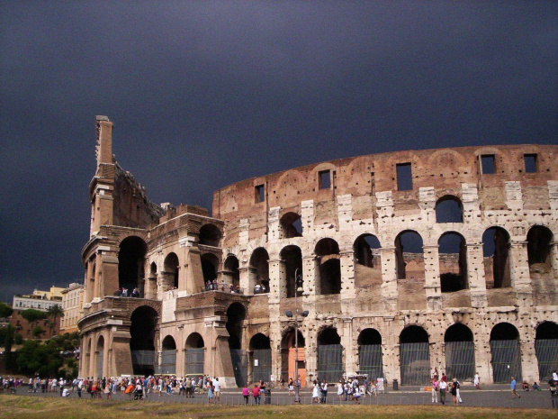rzym, lipiec 2009 #rzym #roma #rome #AmfiteatrFlawiuszów #AmphitheatrumFlavium #FlavianAmphitheatre #koloseum #colosseum #colosseo