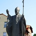 pomnik papieża na Górze Św.Anny