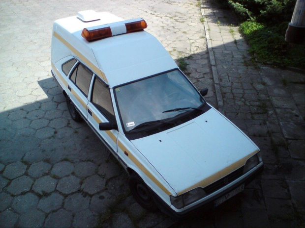 Polonez którego zastapił Fiat Doblo #Polonez #MZK #TomaszówMazowiecki