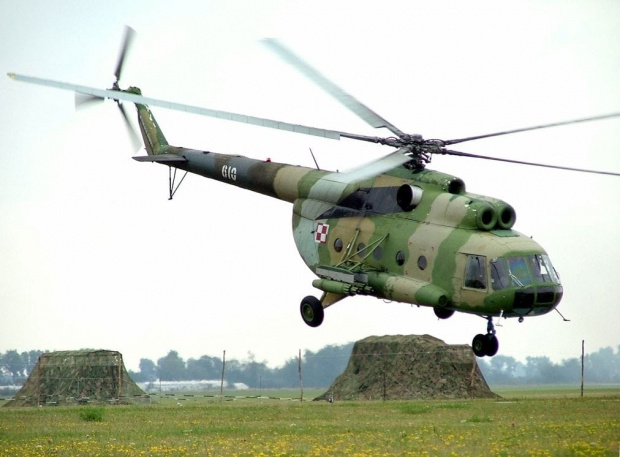 Mi-8 (ciekawe kiedy zaczniemy wprowadzać nowe średnie śmigłowce w miejsce tych maszyn) zdjęcie via internet