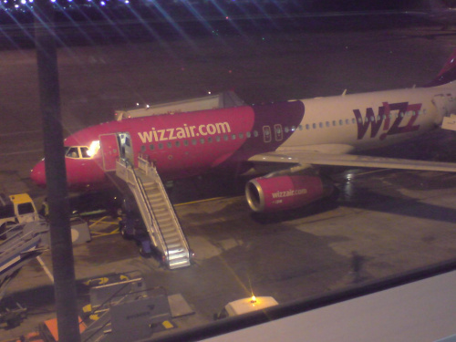 Zaraz do Polski...nasz bolid powietrzny..dzieki Bogu cali i zdrowi wylądowaliśmy w stolicy #WizzAir