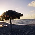 Na kubańskiej plaży #Kuba #parasol #plaża #Varadero