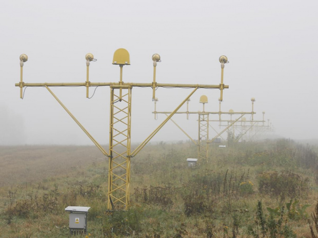 Mgła na Balicach 6 listopada 2008 #epkk #Balice #KrakowAirport #mgła