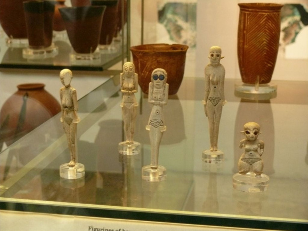 Figurki z kości, wczesny Egipt, 4000-3600 BC #BritishMuseum