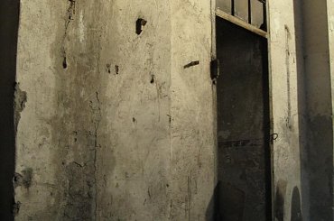 #drzwi #StaryBudynek #OpuszczonyBudynek