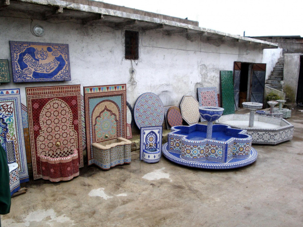 Fez - fabryka ceramiki, przepiekne rzeczy wyrabiane ręcznie, mozaiki min. #Maroko #Fez