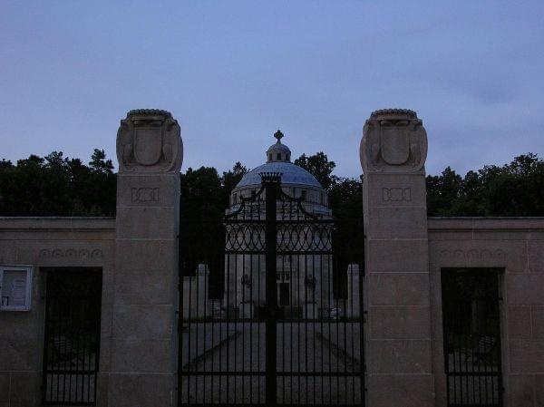 Krasna Horka mauzoleum