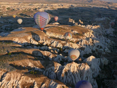 Kapadocja - lot balonem
Więcej zdjęć i opisów na stronie:
http://obiezyswiat.org/index.php?gallery=2316
